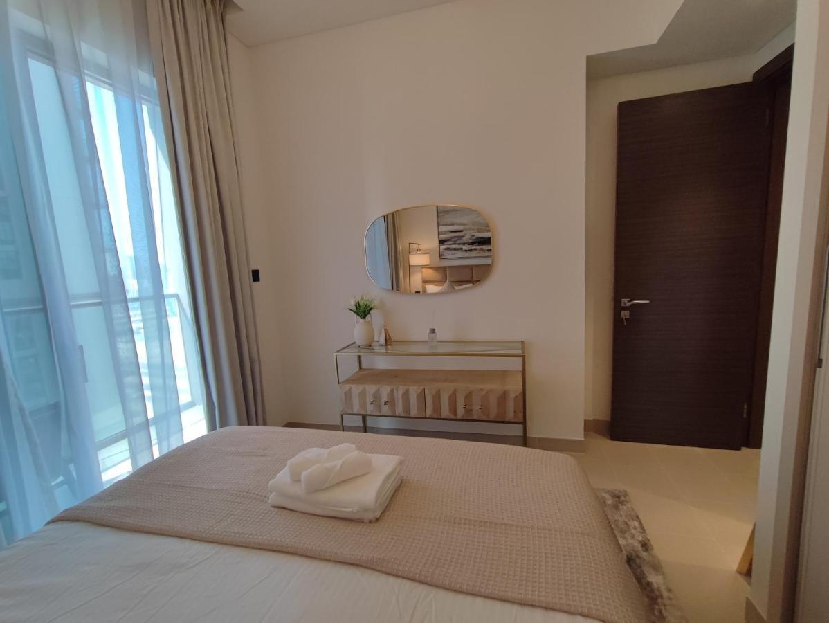 Beautiful 2 Bedroom Next To Business Bay - Sobha Creek Vista Dubai Exterior photo