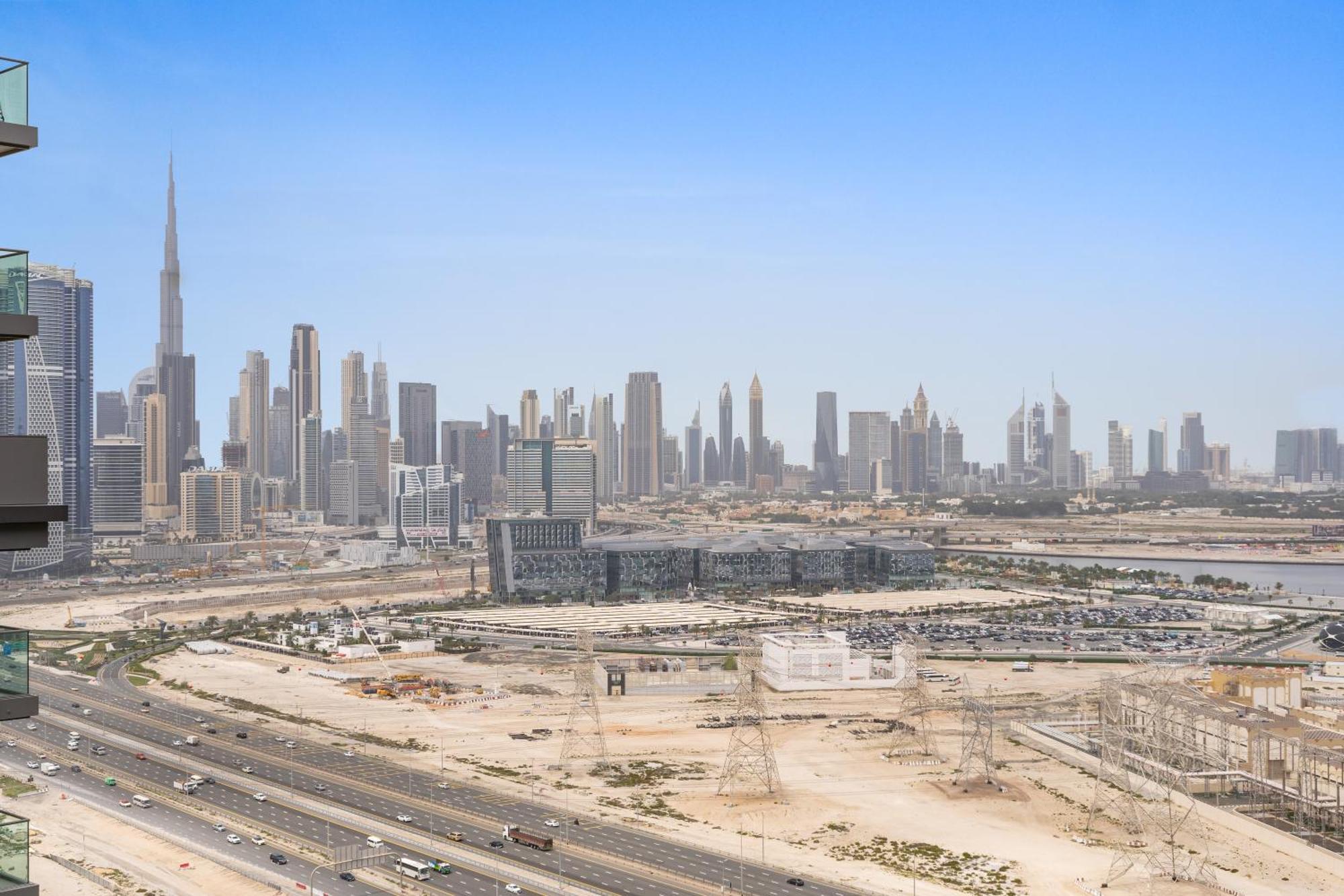 Beautiful 2 Bedroom Next To Business Bay - Sobha Creek Vista Dubai Exterior photo